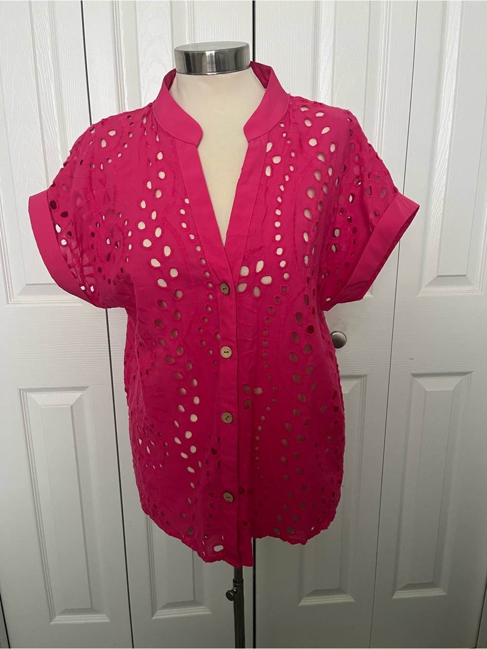 Women’s Eyelet Button-Front Tunic - Hot Pink